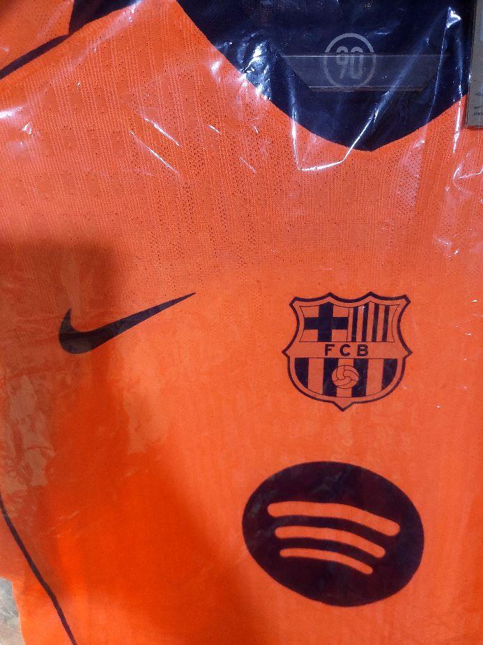 Product detail media - 2