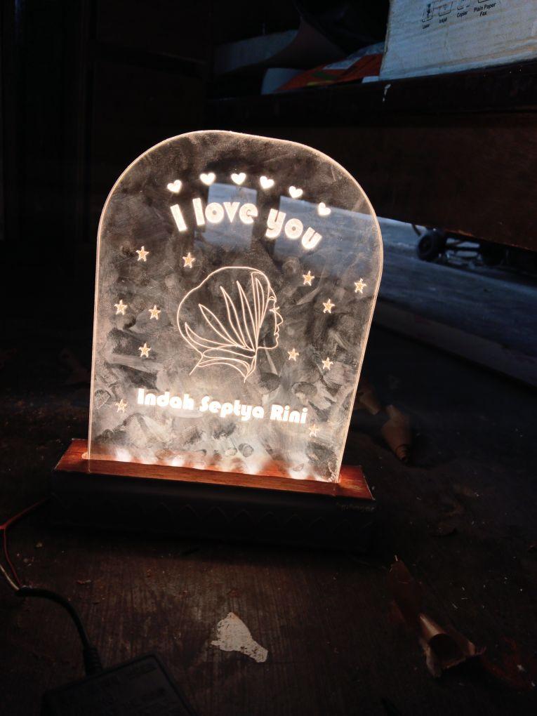 Product detail media - 2