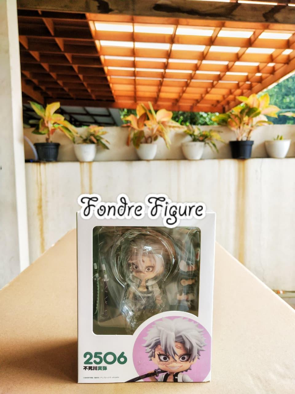 Product detail media - 2