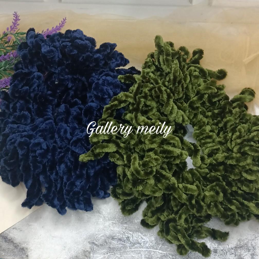 Product detail media - 1