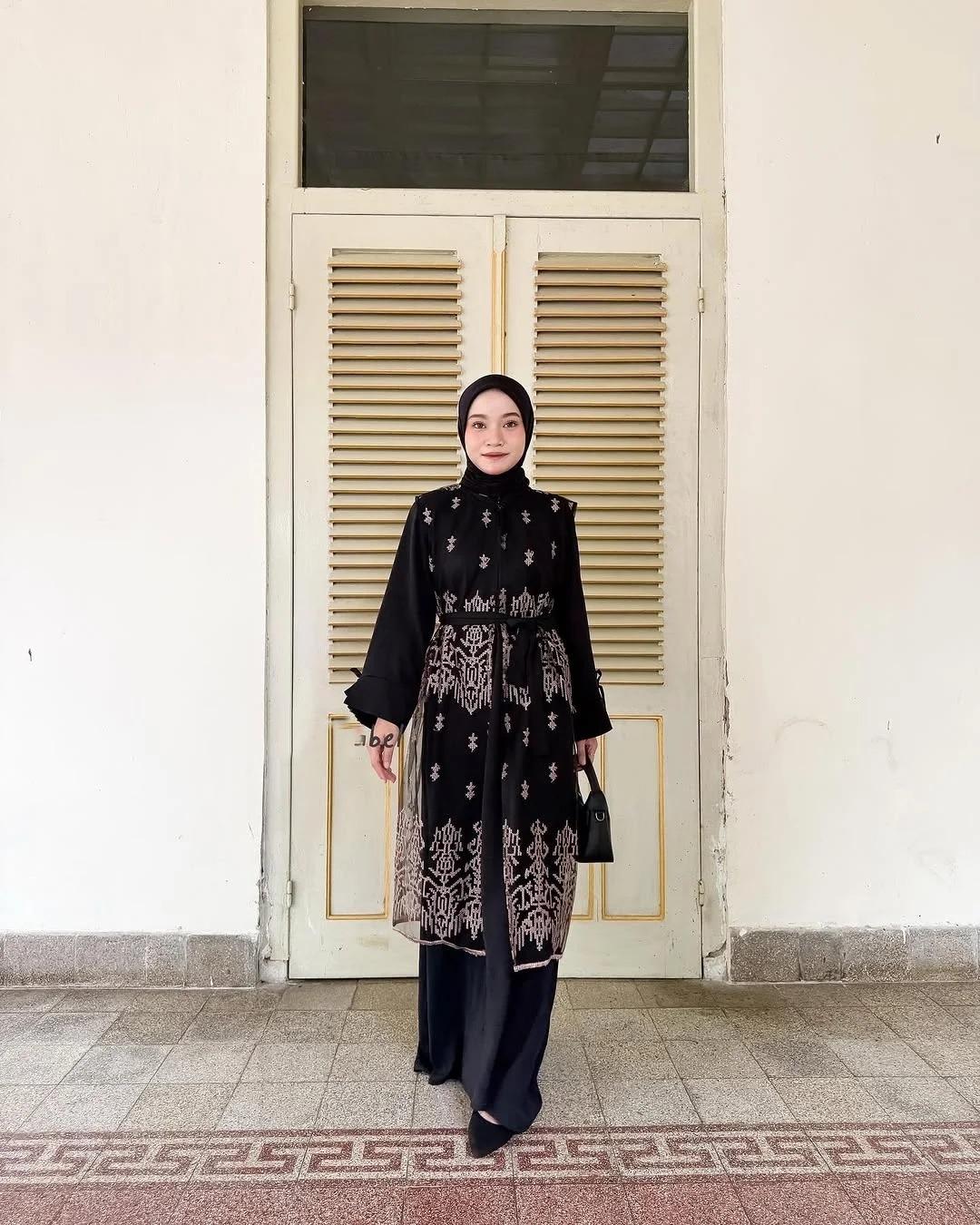 Product detail media - 1