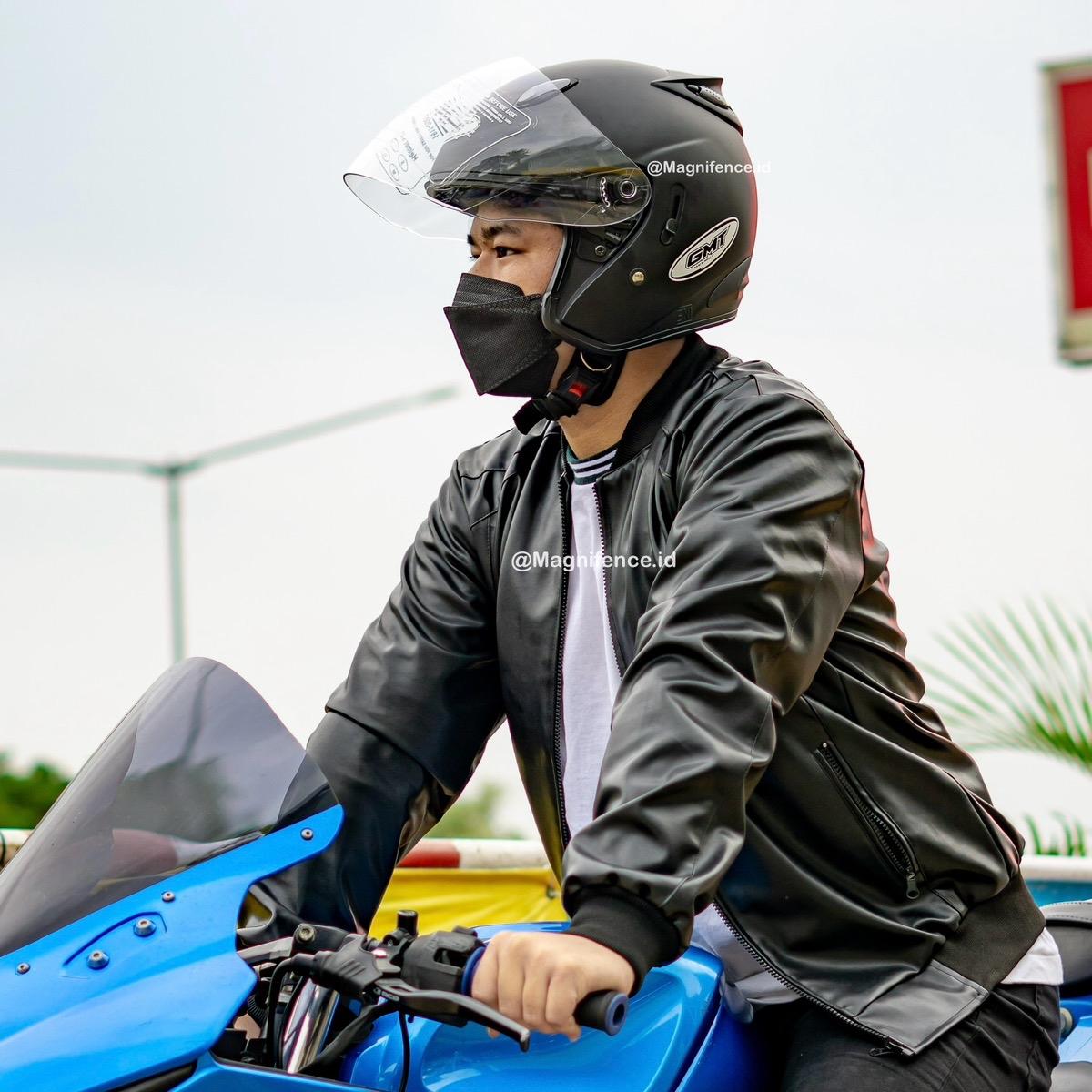 Product detail media - 2