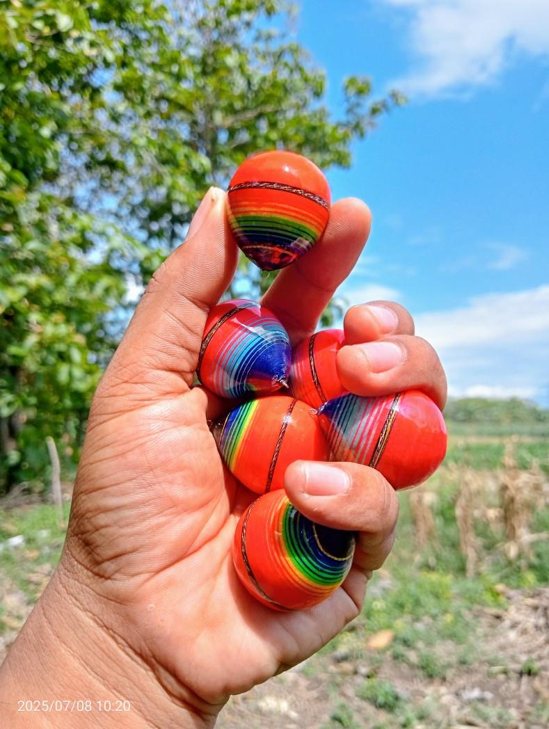 Product detail media - 1