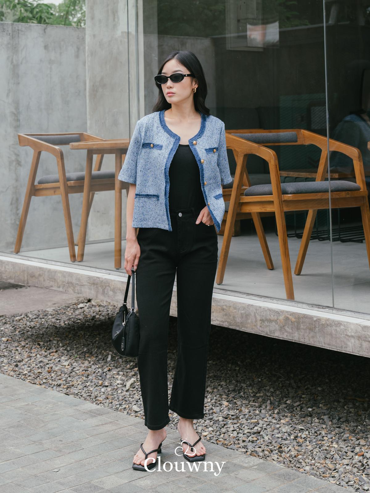 Product detail media - 1