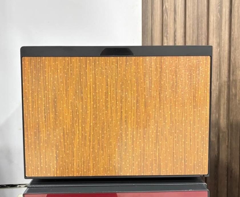 Product detail media - 1