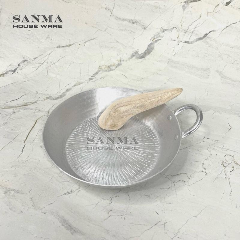 Product detail media - 1